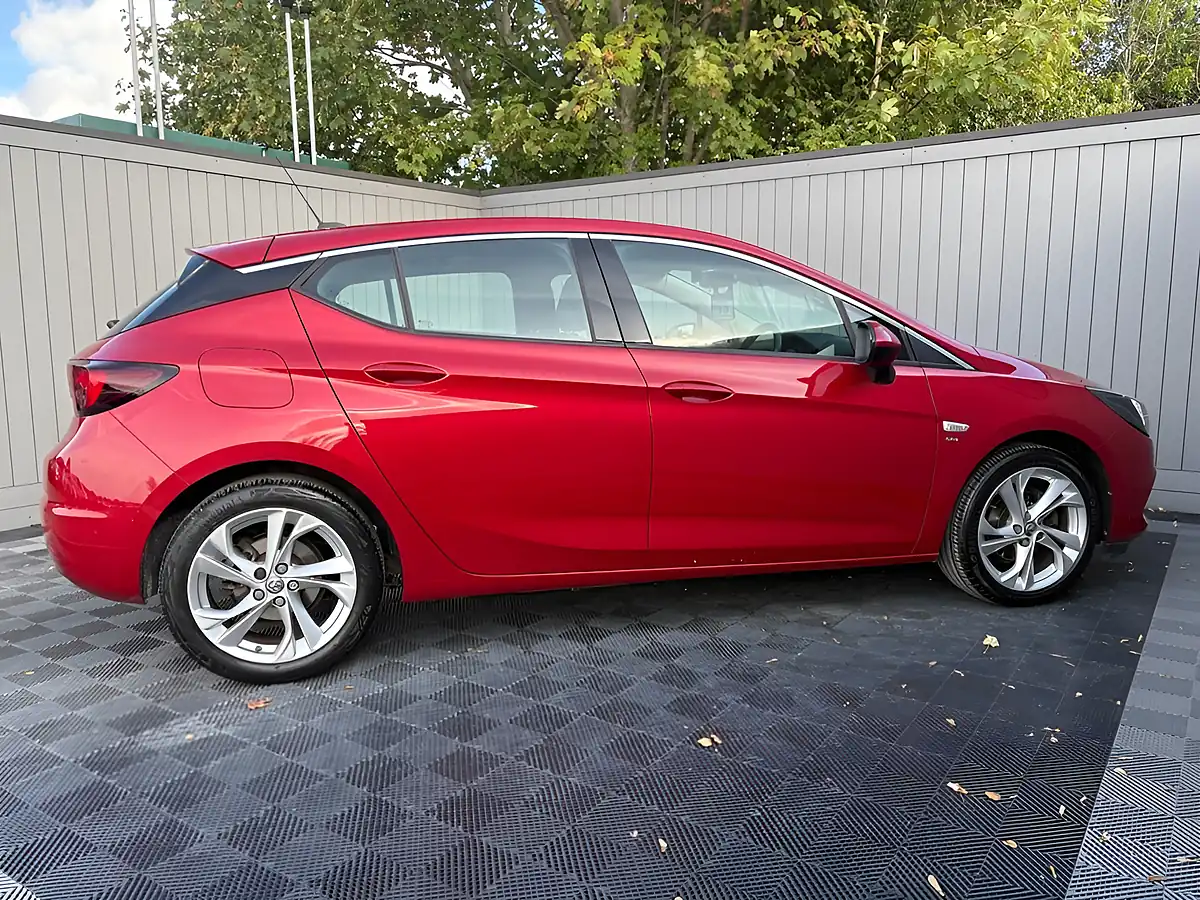 Used 2020 Vauxhall Astra Sri Nav Red - Interior and Exterior details 19