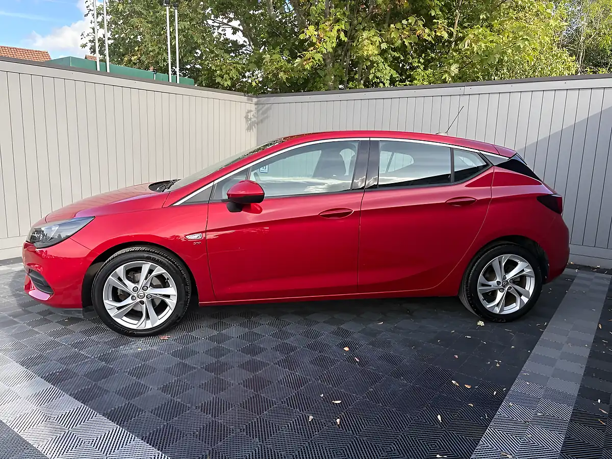 Used 2020 Vauxhall Astra Sri Nav Red - Interior and Exterior details 2