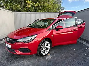 Used 2020 Vauxhall Astra Sri Nav Red - Interior and Exterior details 7