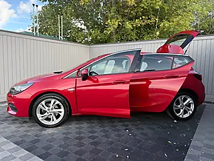 Used 2020 Vauxhall Astra Sri Nav Red - Interior and Exterior details 9