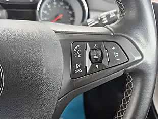Used 2020 Vauxhall Astra Sri Nav White - Interior and Exterior details 13