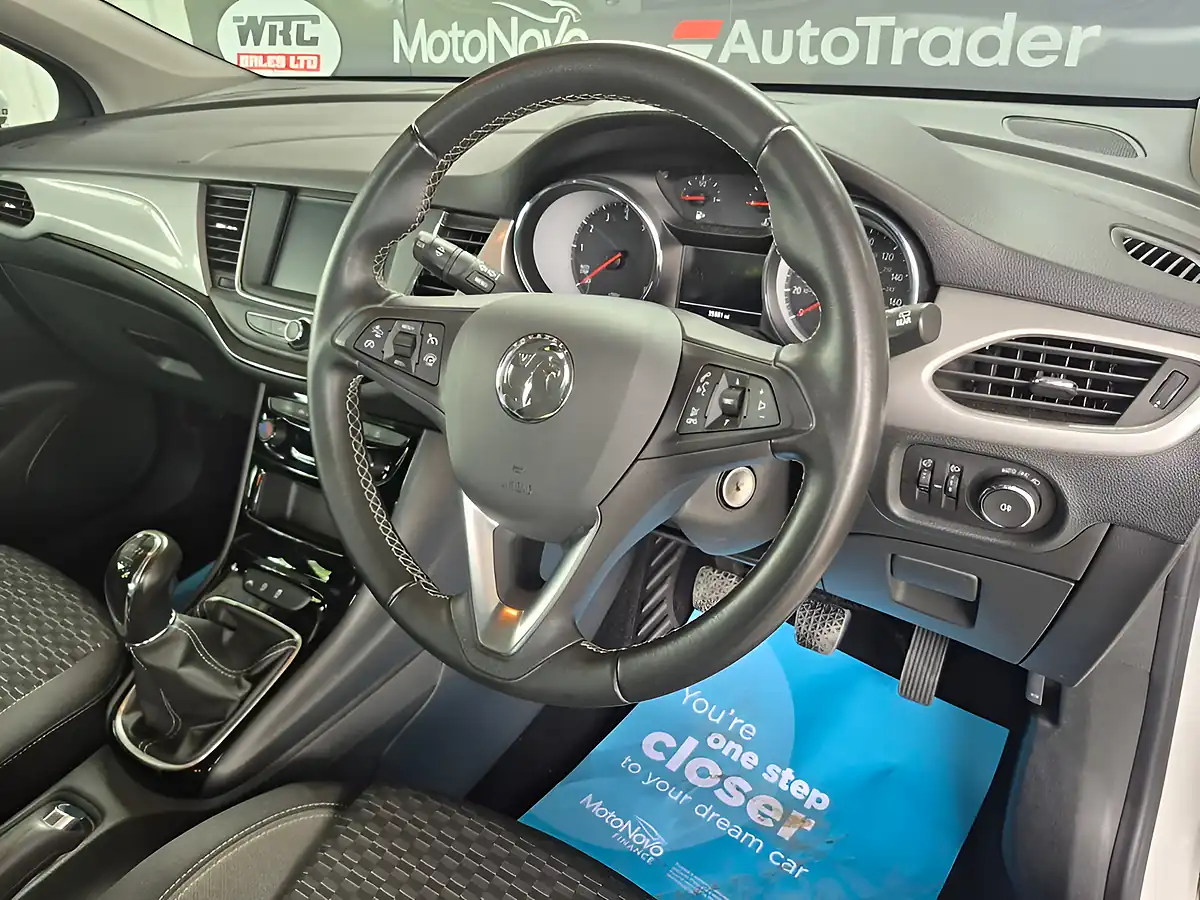 Used 2020 Vauxhall Astra Sri Nav White - Interior and Exterior details 15