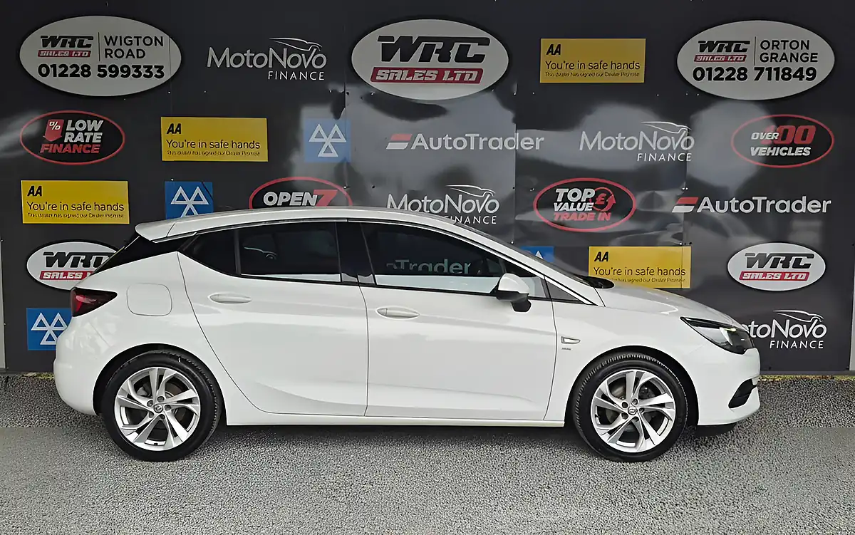 Used 2020 Vauxhall Astra Sri Nav White - Interior and Exterior details 5