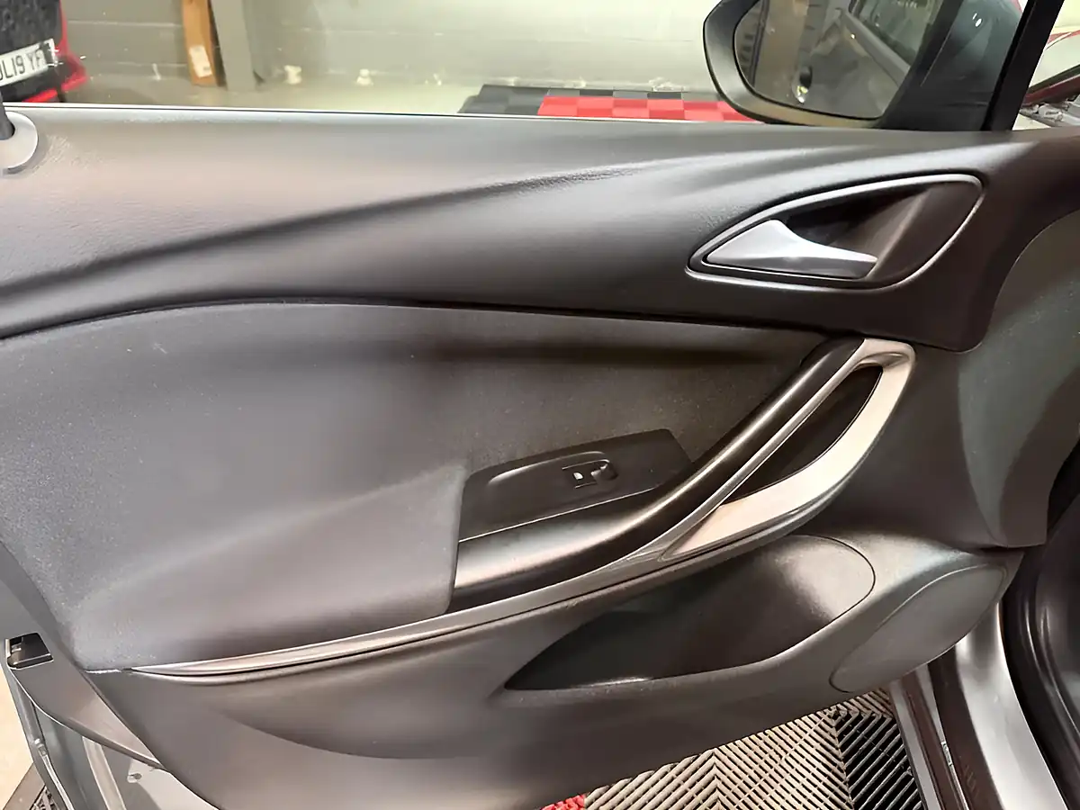 Used 2020 Vauxhall Astra Sri Vx Line Nav Grey - Interior and Exterior details 13