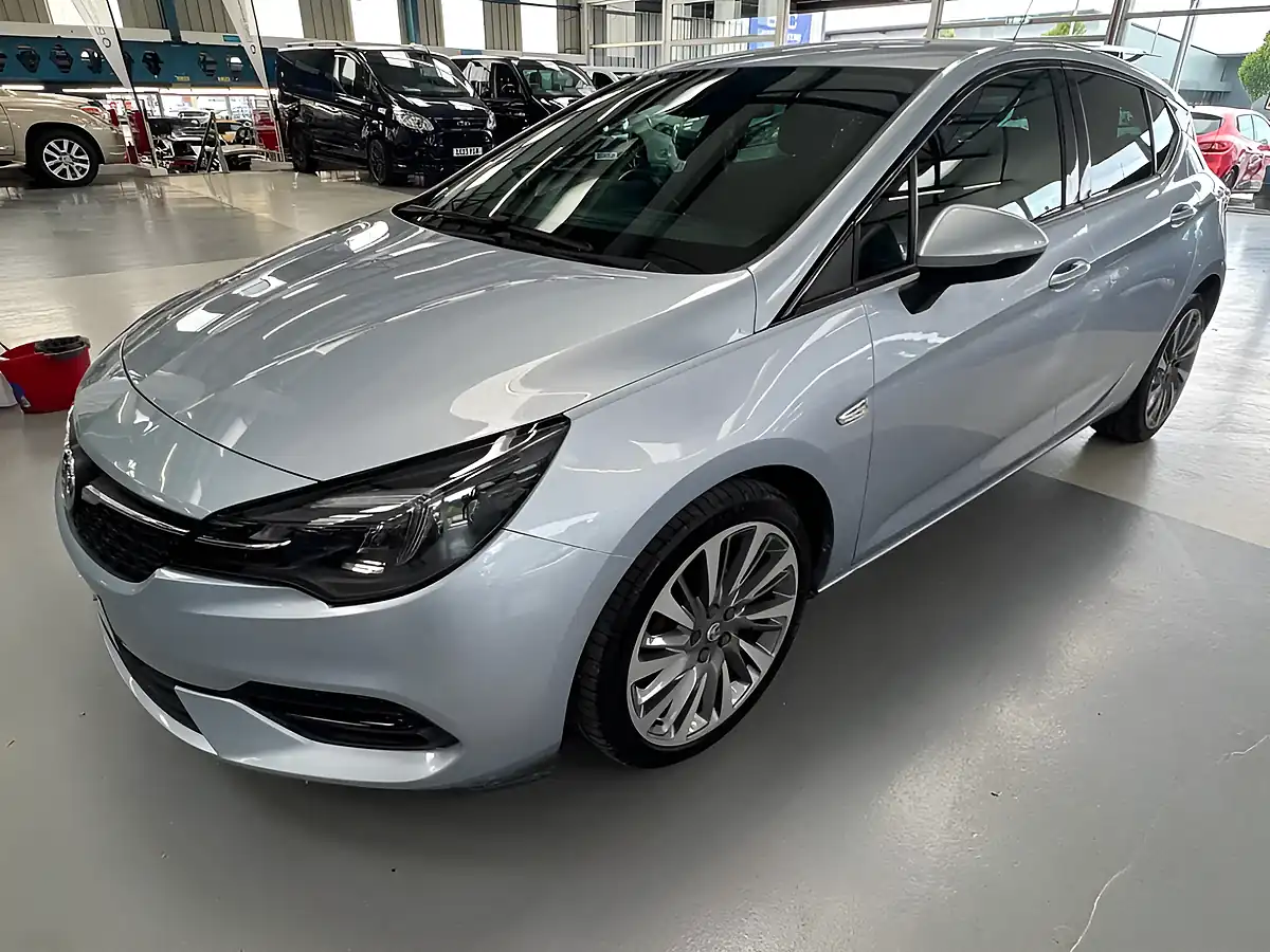 Used 2020 Vauxhall Astra Sri Vx Line Nav Silver - Interior and Exterior details 3