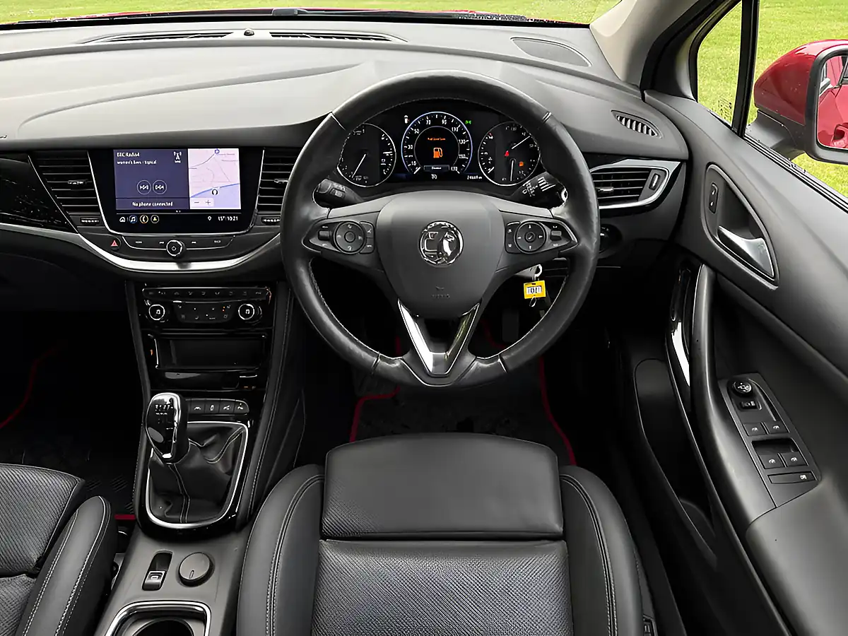 Used 2020 Vauxhall Astra Ultimate Nav Red - Interior and Exterior details 10
