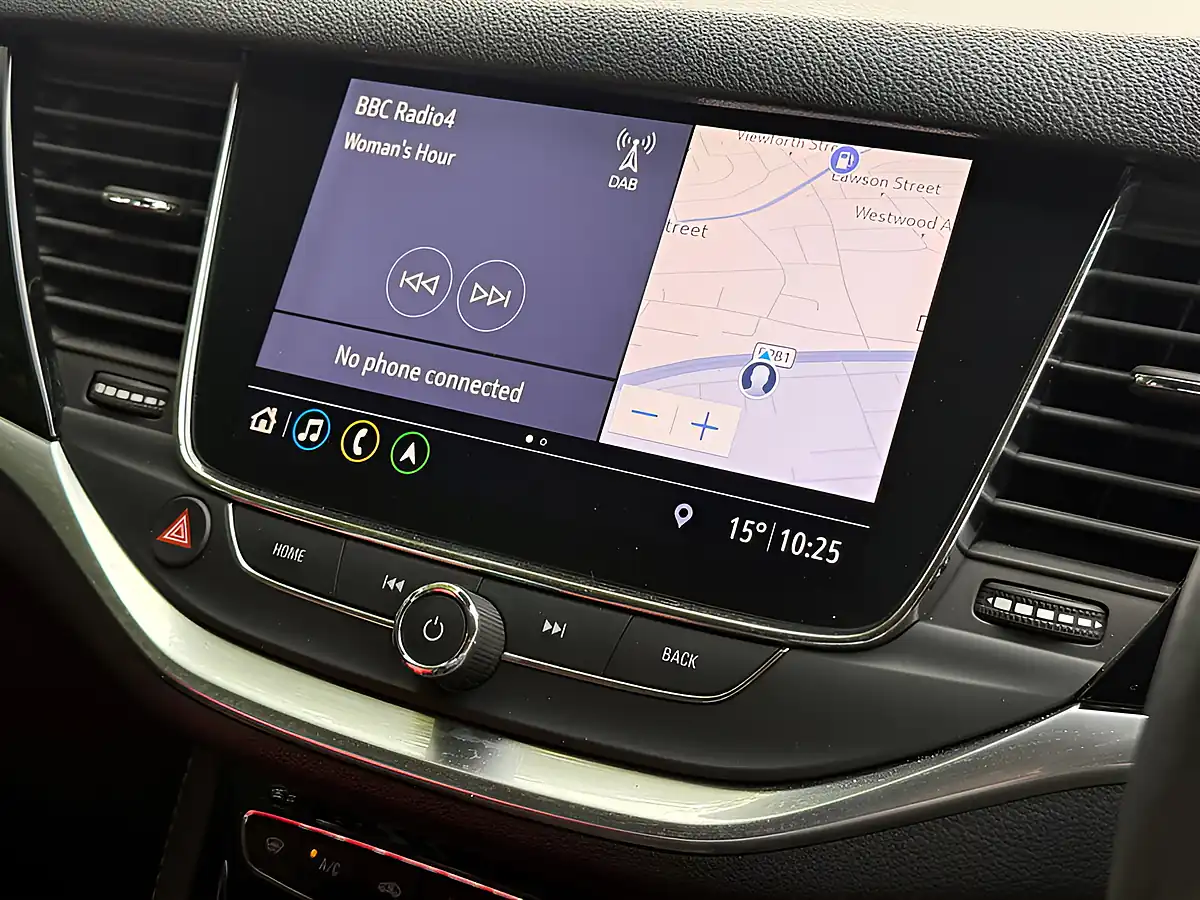 Used 2020 Vauxhall Astra Ultimate Nav Red - Interior and Exterior details 15
