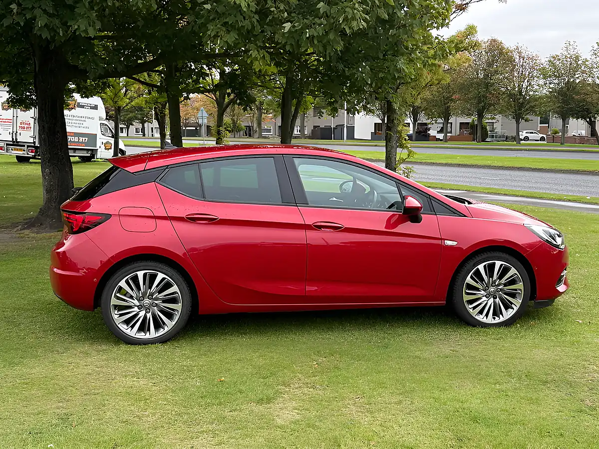 Used 2020 Vauxhall Astra Ultimate Nav Red - Interior and Exterior details 6