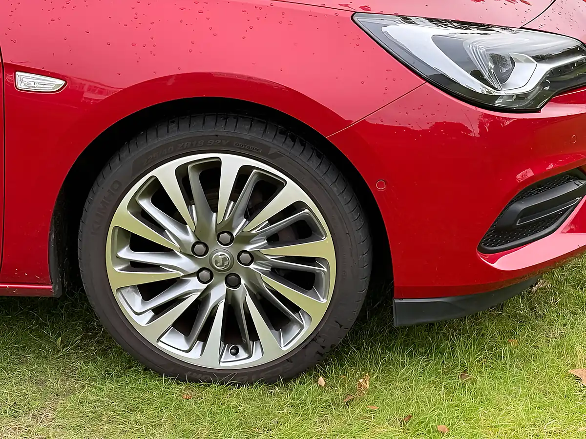 Used 2020 Vauxhall Astra Ultimate Nav Red - Interior and Exterior details 7