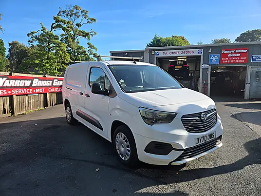 2020 Vauxhall Combo 1.5 Turbo D Sportive
