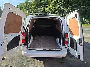 Used 2020 Vauxhall Combo H1 Sportive White - Interior and Exterior details 10