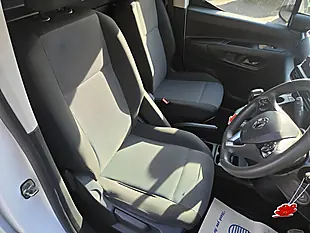 Used 2020 Vauxhall Combo H1 Sportive White - Interior and Exterior details 17