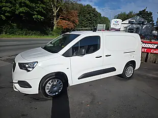 Used 2020 Vauxhall Combo H1 Sportive White - Interior and Exterior details 3