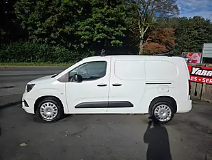 Used 2020 Vauxhall Combo H1 Sportive White - Interior and Exterior details 4