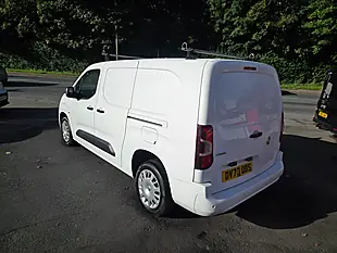 Used 2020 Vauxhall Combo H1 Sportive White - Interior and Exterior details 8