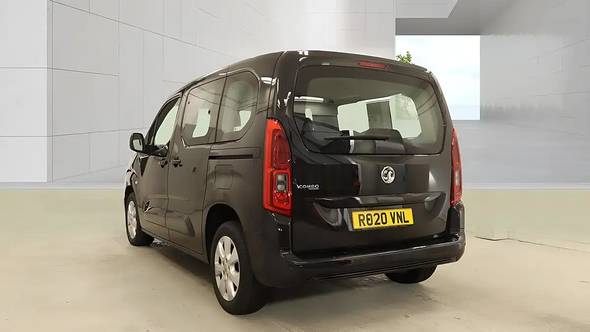 Used 2020 Vauxhall Combo Life Energy Black - Interior and Exterior details 3