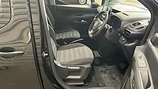 Used 2020 Vauxhall Combo Life Energy Black - Interior and Exterior details 9