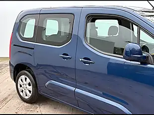 Used 2020 Vauxhall Combo Life Energy Night Blue - Interior and Exterior details 7