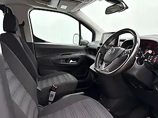 Used 2020 Vauxhall Combo Life Energy Night Blue - Interior and Exterior details 9