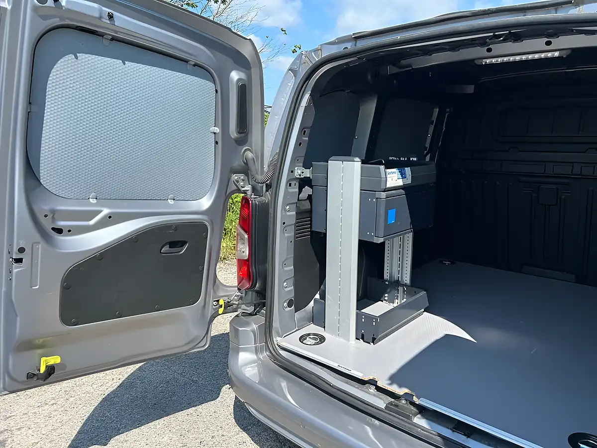 Used 2020 Vauxhall Combo Sportive Grey - Interior and Exterior details 11