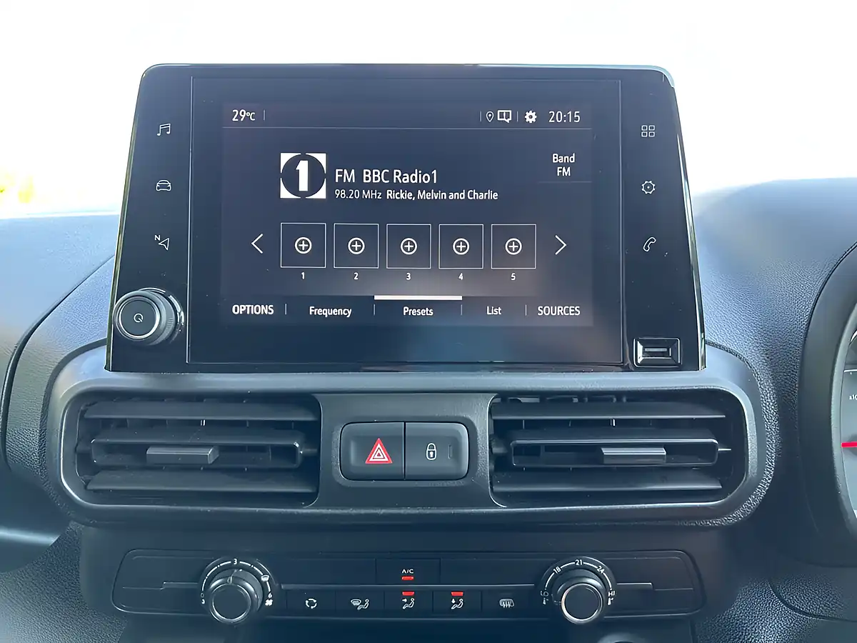 Used 2020 Vauxhall Combo Sportive Grey - Interior and Exterior details 17