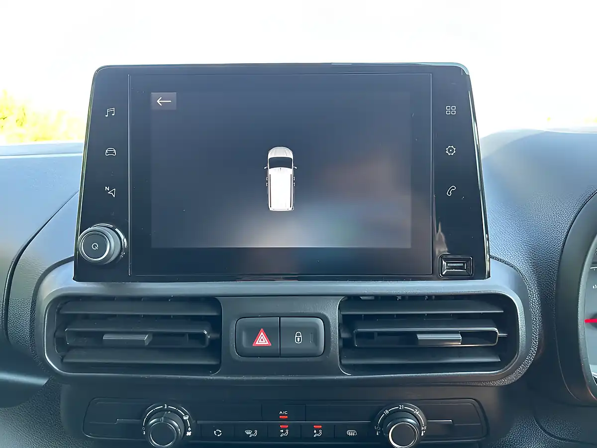 Used 2020 Vauxhall Combo Sportive Grey - Interior and Exterior details 18
