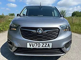 Used 2020 Vauxhall Combo Sportive Grey - Interior and Exterior details 7