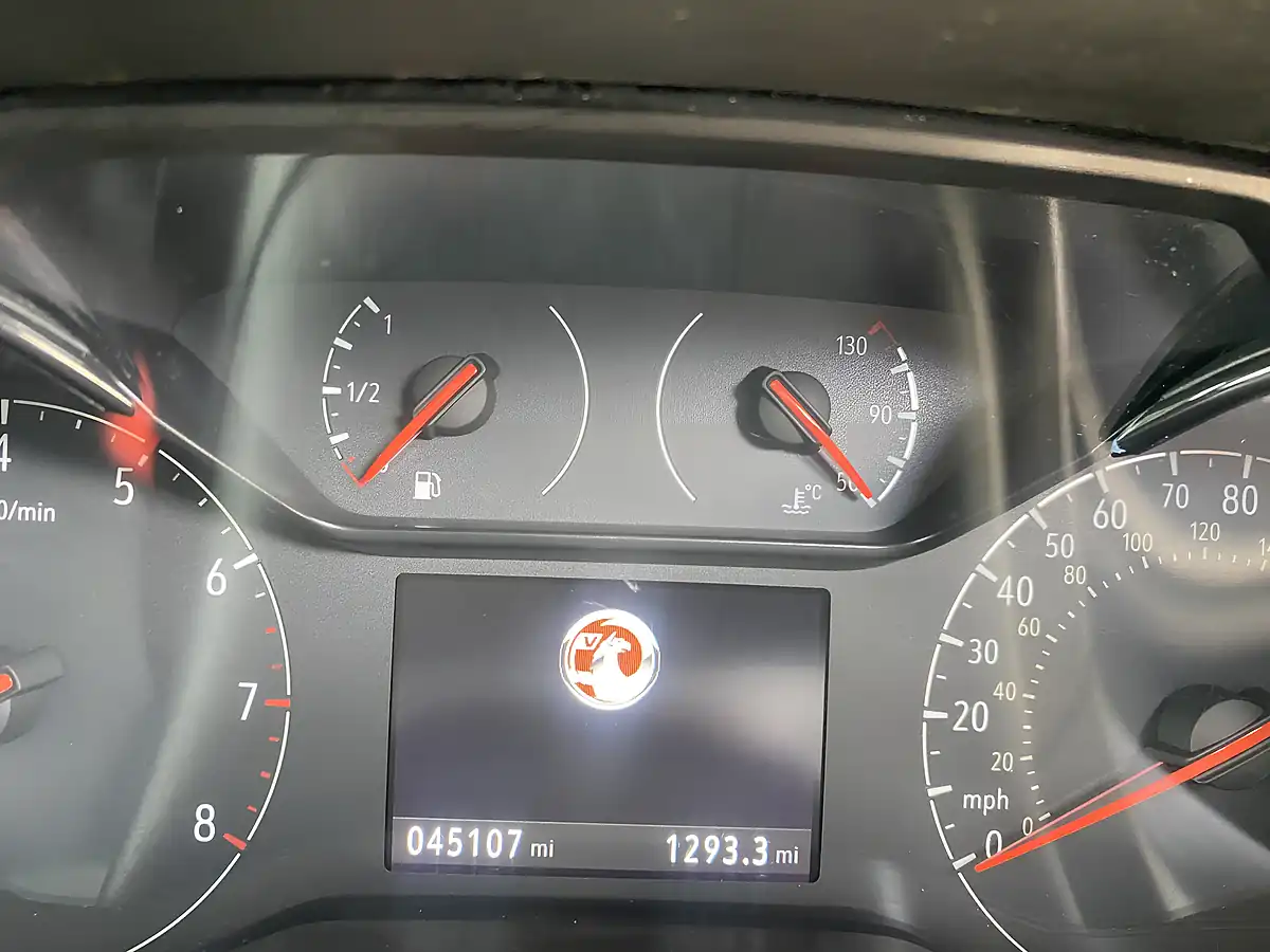 Used 2020 Vauxhall Combo Sportive Grey - Interior and Exterior details 12