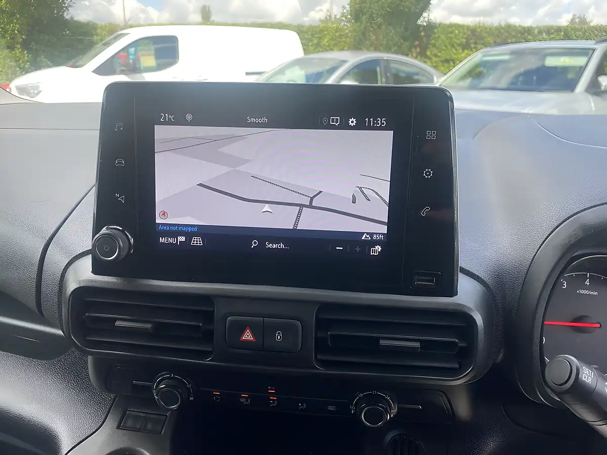 Used 2020 Vauxhall Combo Sportive Grey - Interior and Exterior details 3