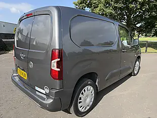 Used 2020 Vauxhall Combo Sportive Grey - Interior and Exterior details 7