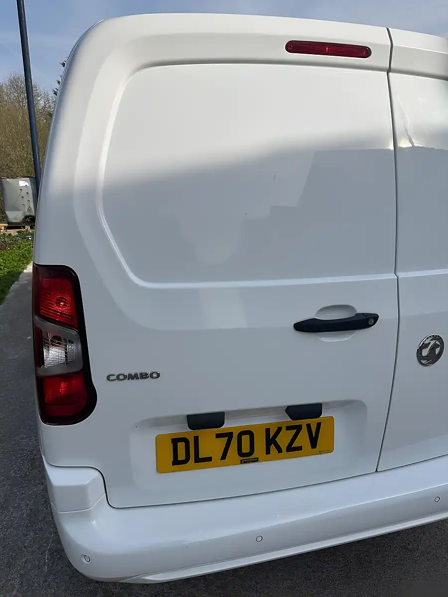 Used 2020 Vauxhall Combo Sportive L1 H1 White - Interior and Exterior details 11