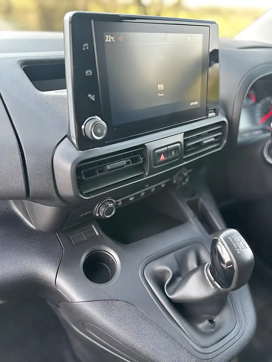Used 2020 Vauxhall Combo Sportive L1 H1 White - Interior and Exterior details 15