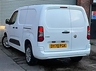Used 2020 Vauxhall Combo Sportive L2 H1 White - Interior and Exterior details 18