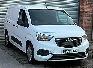 Used 2020 Vauxhall Combo Sportive L2 H1 White - Interior and Exterior details 3