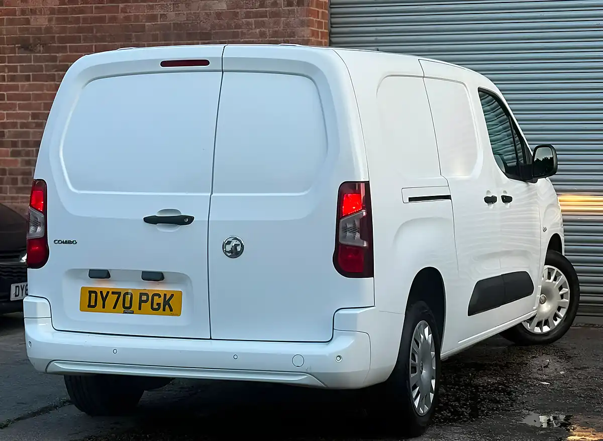 Used 2020 Vauxhall Combo Sportive L2 H1 White - Interior and Exterior details 6