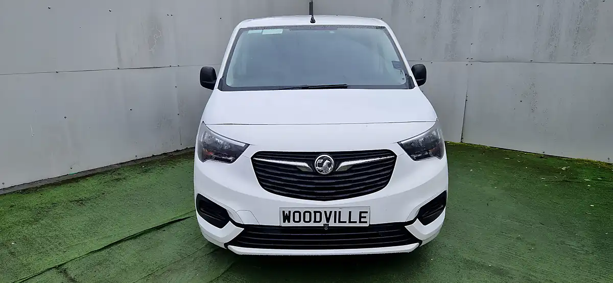 Used 2020 Vauxhall Combo Sportive S/S White - Interior and Exterior details 2