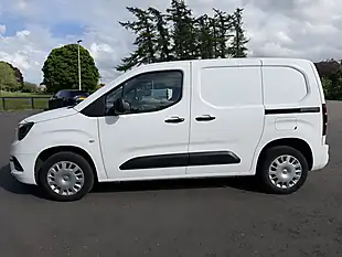 Used 2020 Vauxhall Combo Sportive White - Interior and Exterior details 6