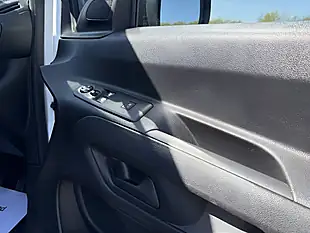 Used 2020 Vauxhall Combo Sportive White - Interior and Exterior details 14