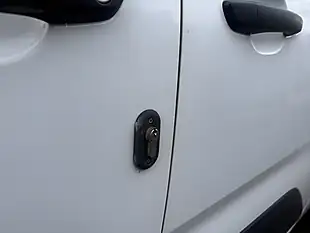 Used 2020 Vauxhall Combo Sportive White - Interior and Exterior details 8