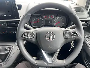 Used 2020 Vauxhall Combo Sportive White - Interior and Exterior details 13