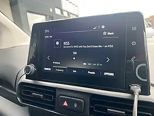 Used 2020 Vauxhall Combo Sportive White - Interior and Exterior details 18