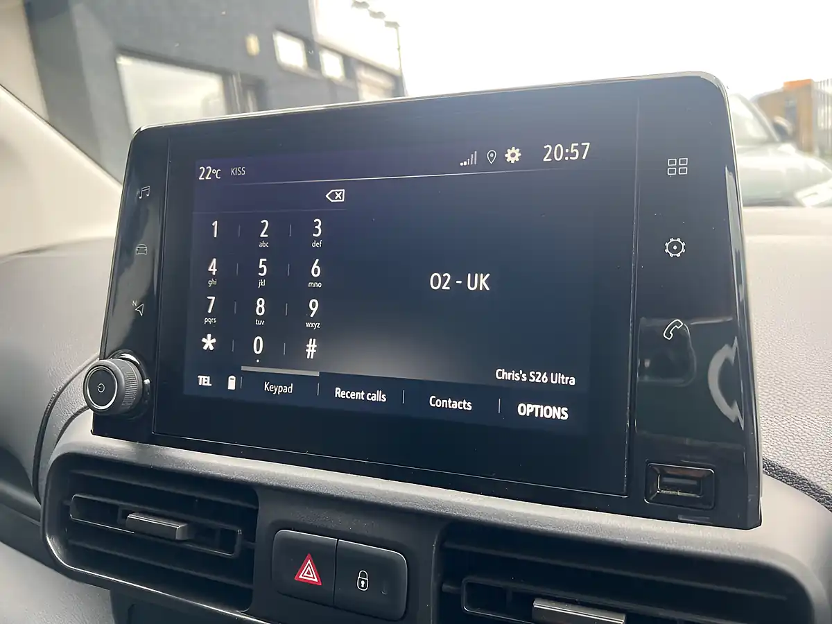 Used 2020 Vauxhall Combo Sportive White - Interior and Exterior details 19