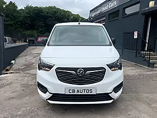 Used 2020 Vauxhall Combo Sportive White - Interior and Exterior details 2