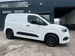 Used 2020 Vauxhall Combo Sportive White - Interior and Exterior details 4