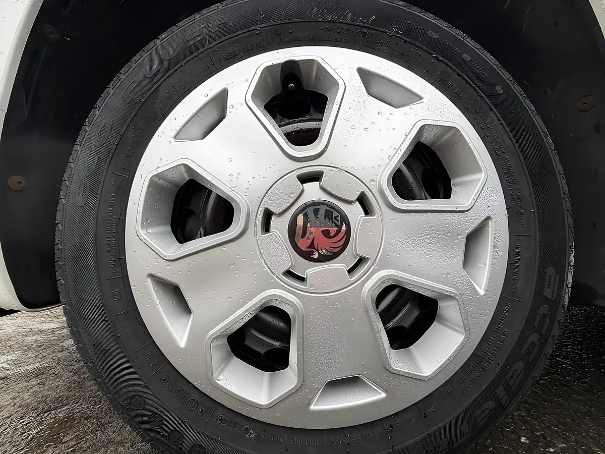 Used 2020 Vauxhall Combo Sportive White - Interior and Exterior details 18