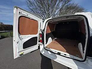 Used 2020 Vauxhall Combo Sportive White - Interior and Exterior details 10
