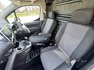 Used 2020 Vauxhall Combo Sportive White - Interior and Exterior details 13
