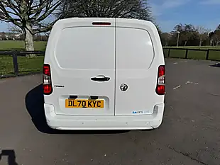 Used 2020 Vauxhall Combo Sportive White - Interior and Exterior details 6