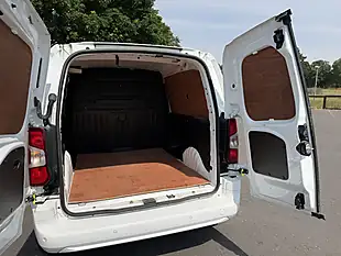 Used 2020 Vauxhall Combo Sportive White - Interior and Exterior details 11