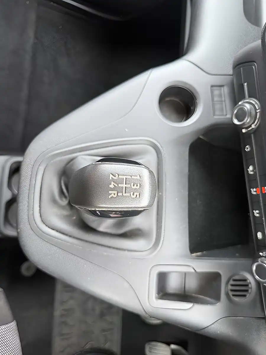 Used 2020 Vauxhall Combo Sportive White - Interior and Exterior details 14